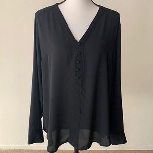 Black V-Neck Long Sleeve Blouse